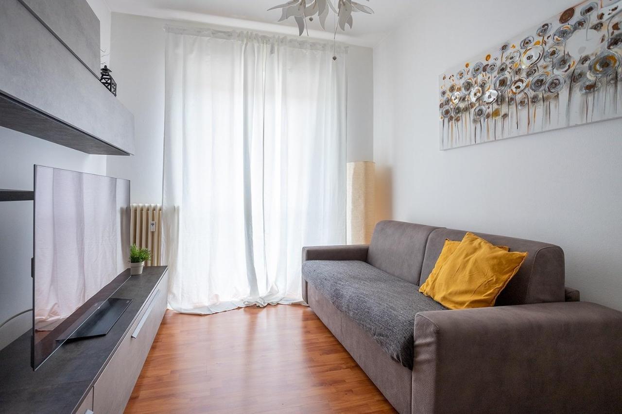 Suite 17 Monza Centro,Milano Centro,Netflix Exterior photo