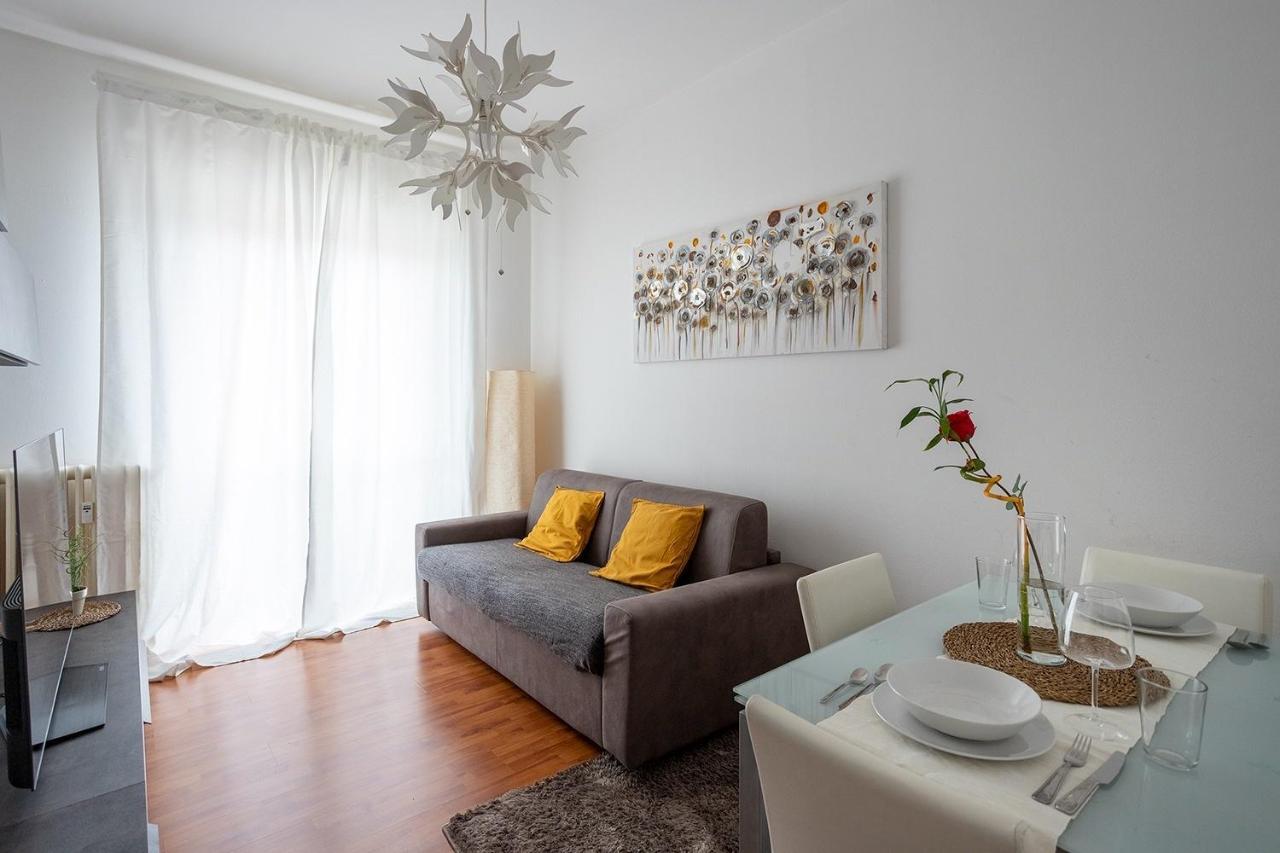 Suite 17 Monza Centro,Milano Centro,Netflix Exterior photo