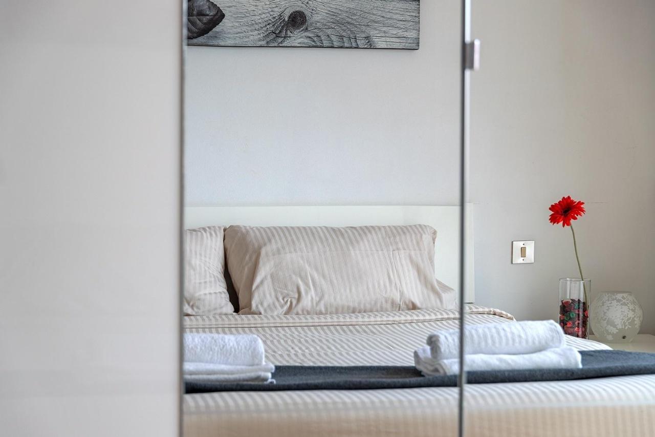 Suite 17 Monza Centro,Milano Centro,Netflix Exterior photo